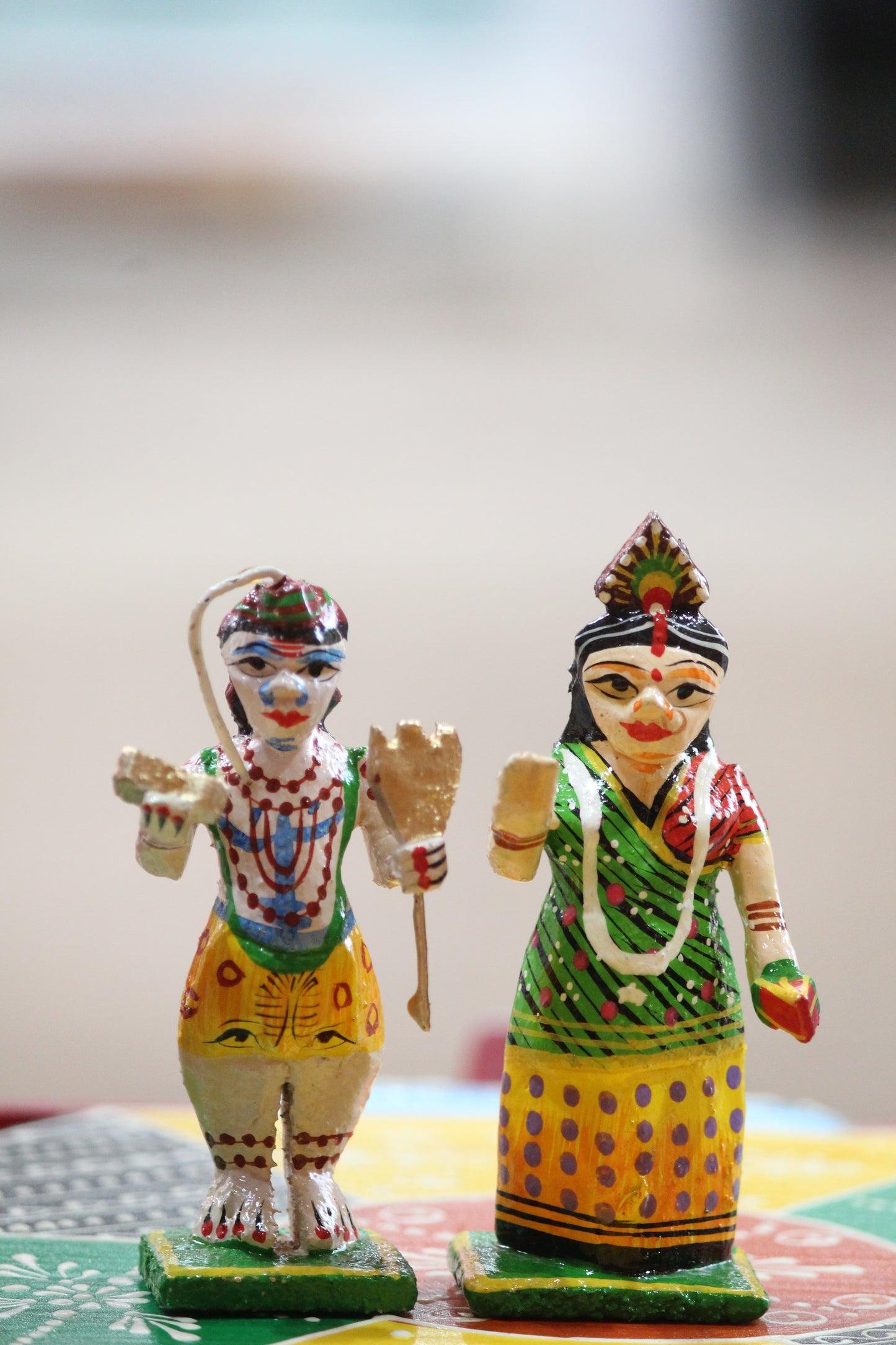 Handcrafted Varanasi Wooden Dolls Set - GI Tagged Kashi Lacquerware Figurines