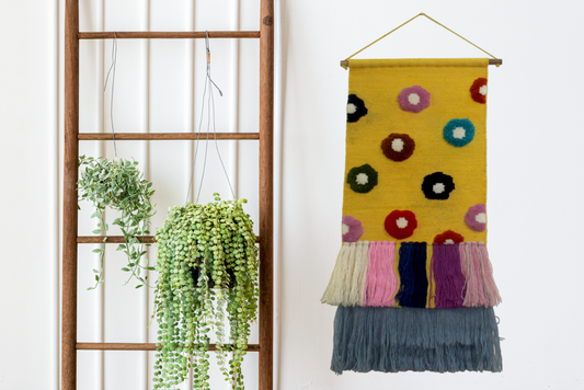 Artisanal "Bloom" Hand-Woven Tapestry – Multicolored Tufted Wall Hanging