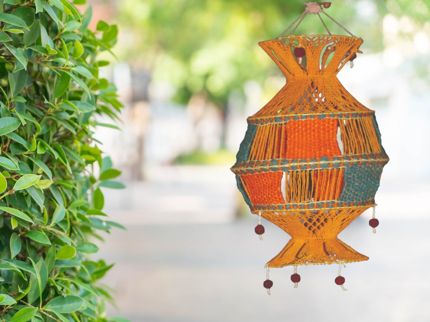 Jutetique's Handcrafted Woolen Lampshade