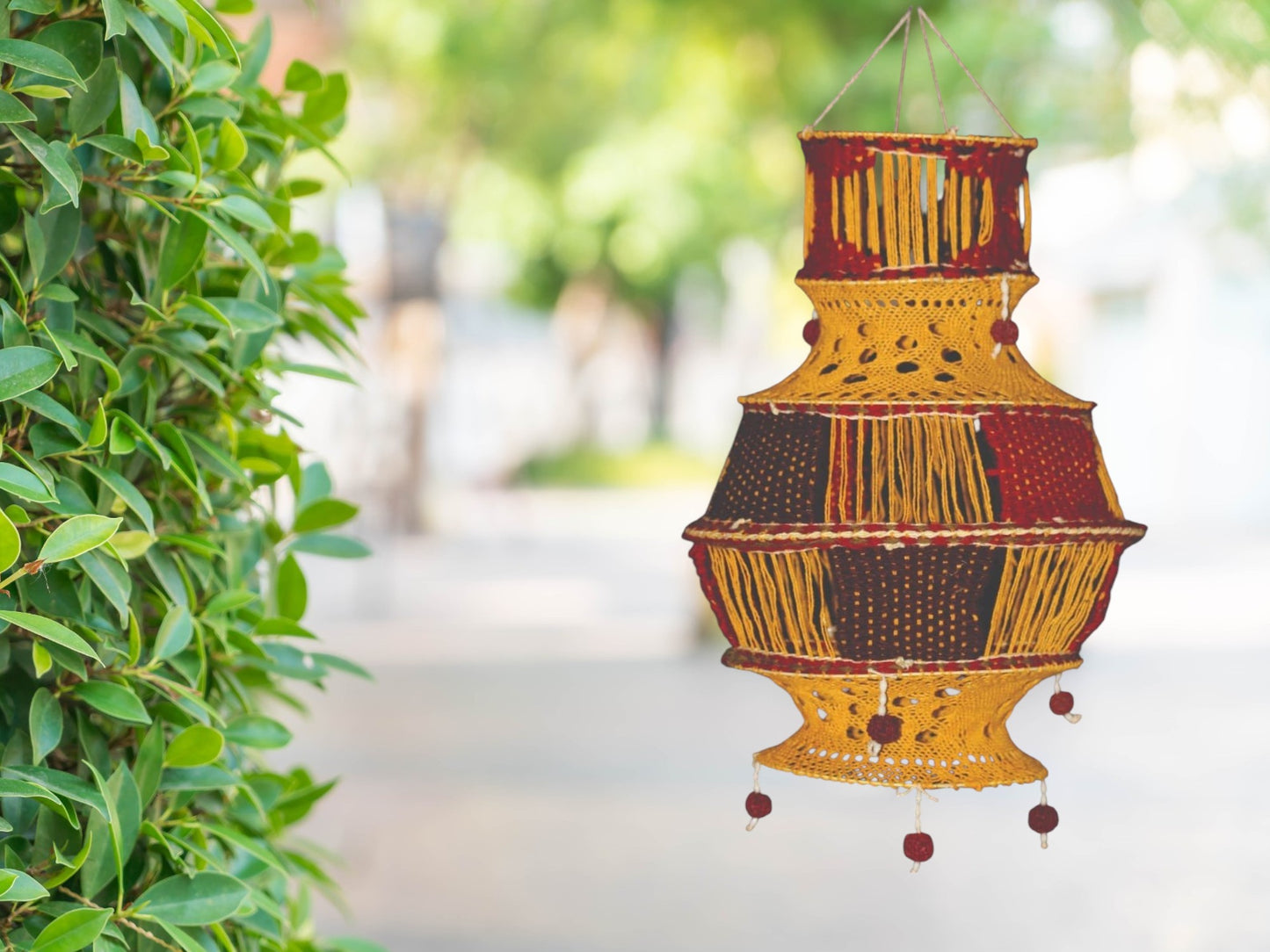 Jutetique's Handcrafted Woolen Lampshade