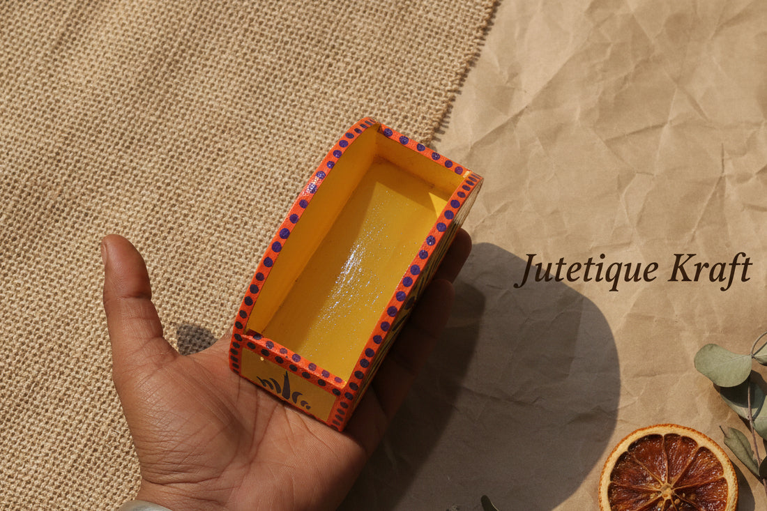 Jutetique Handcrafted Wooden Tissue Holder
