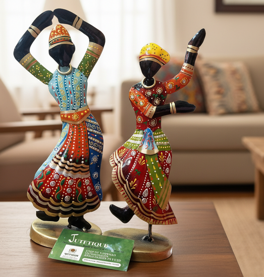 Handmade metal Dancing duo