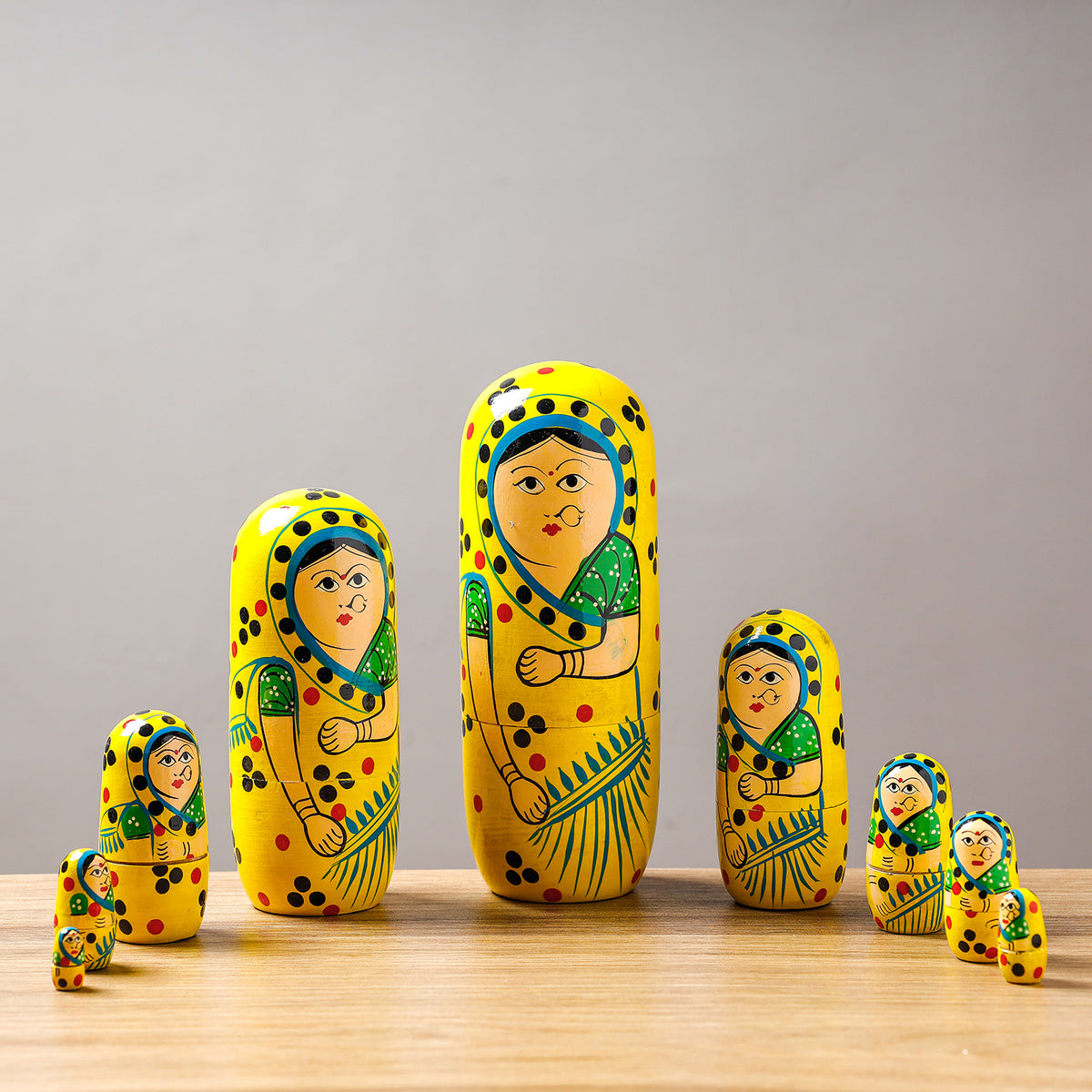Wooden Handmade Traditional Nesting Dolls set of 5
