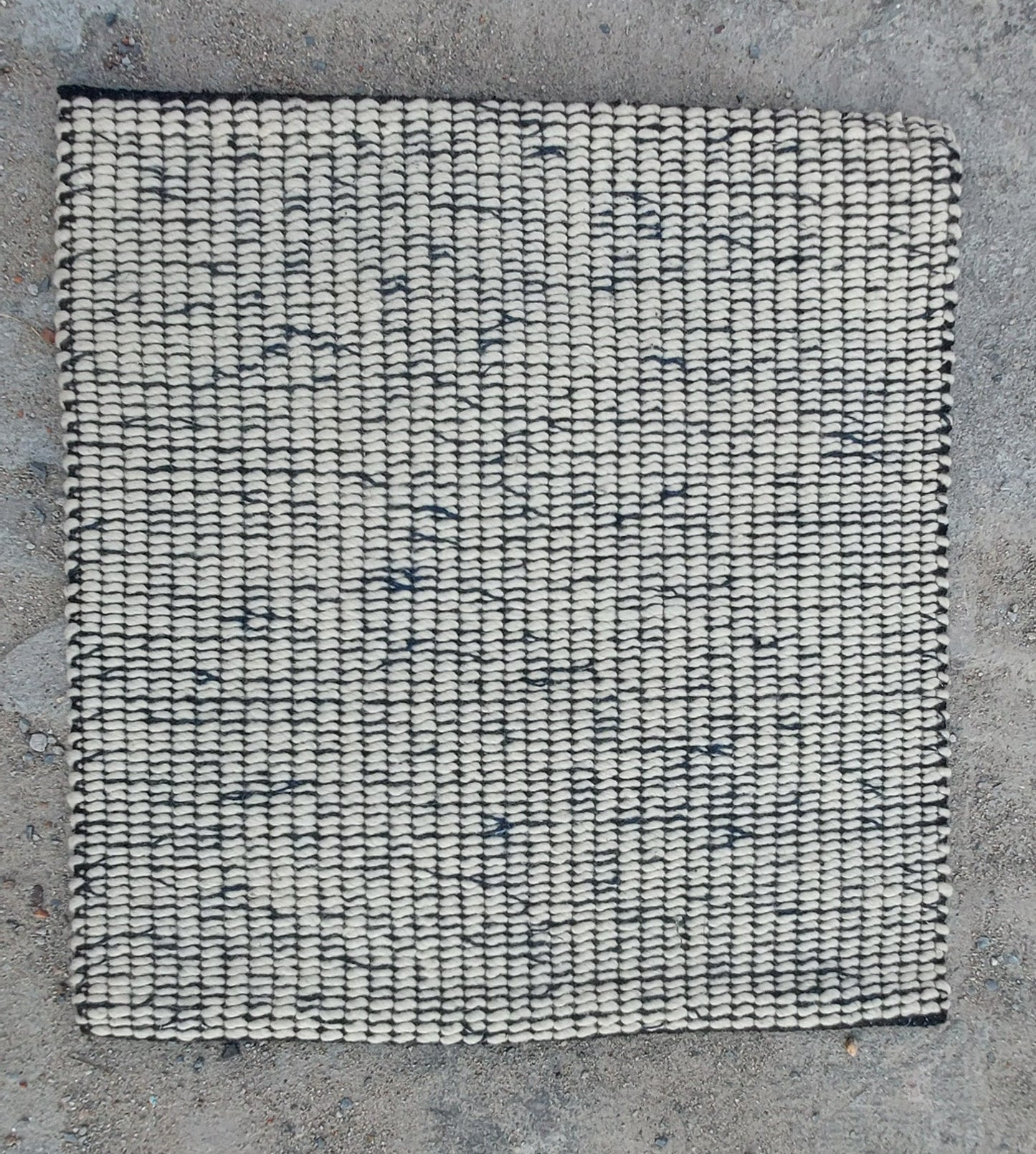 Hand-Woven 20x20 Woolen Masterpiece