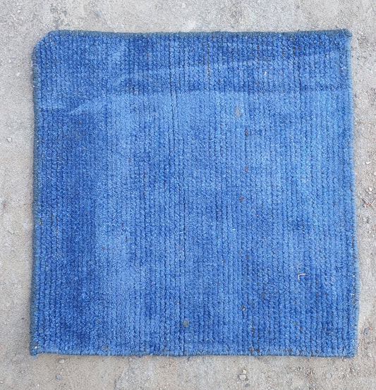 Solid Cobalt Blue Ribbed Wool Mat (18" x 18")