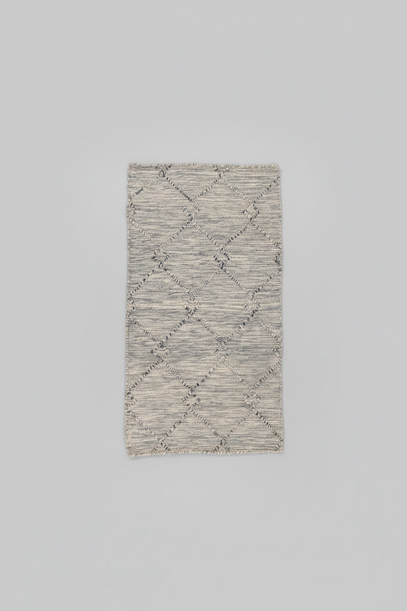 Hand-Woven 2x4’ Wool Foyer Rug