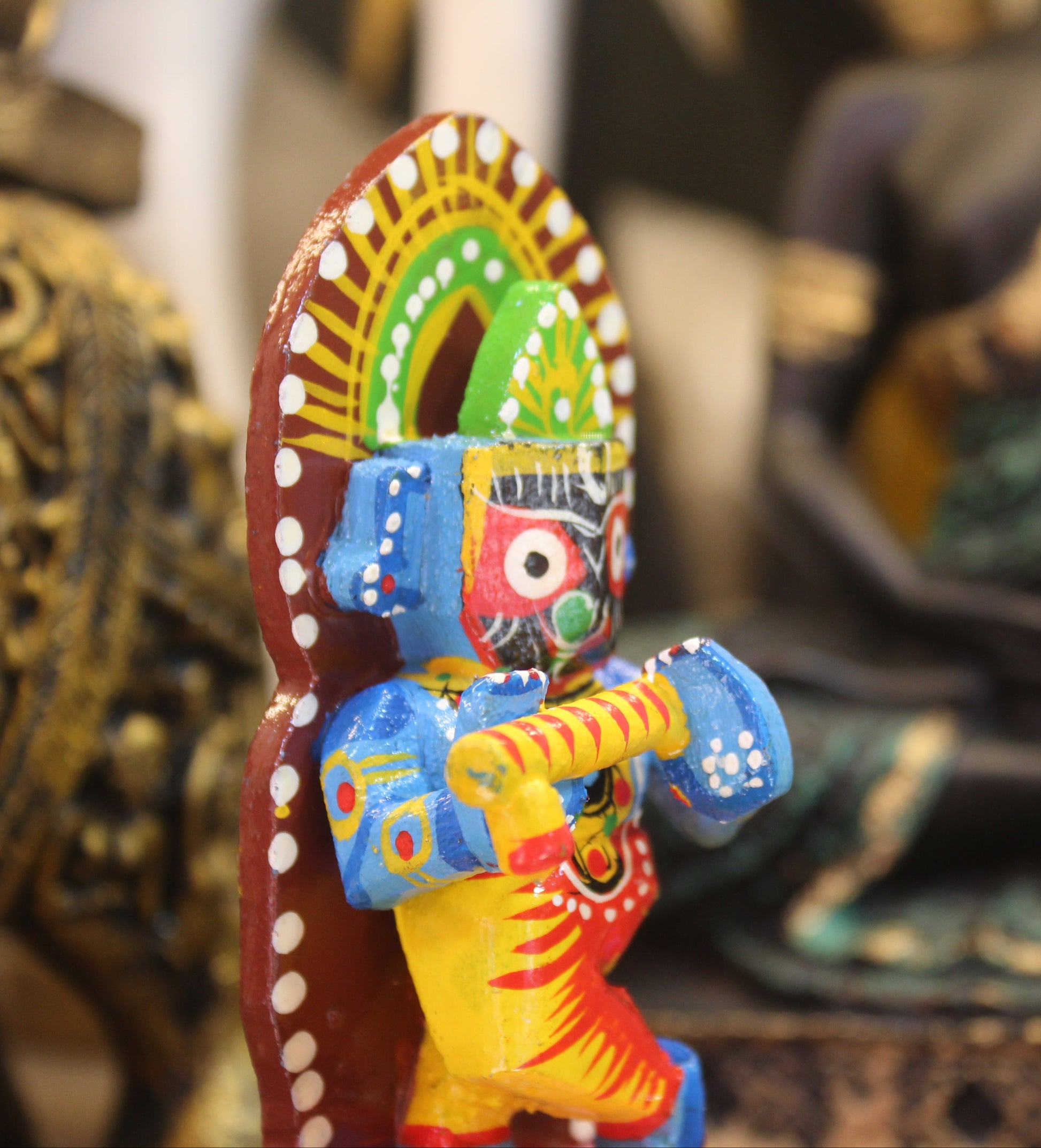 Compact 4-inch and 6-inch variants of Banaras wooden Krishna Jagannath idols for car dashboards and study desks.